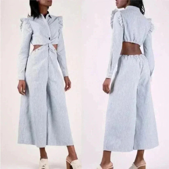 So Chic Striped Jumpsuit - Picture 2 of 3